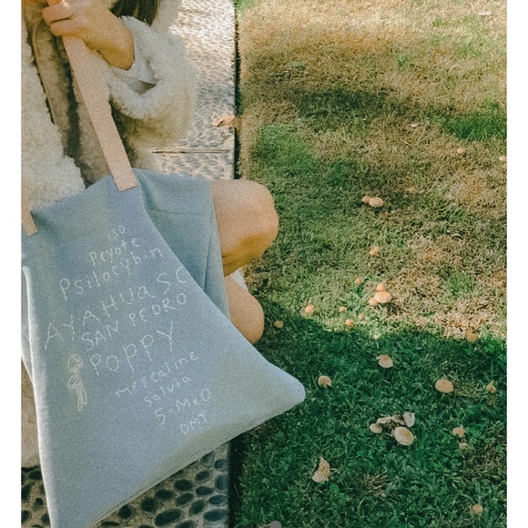 NWOT Stoned Immaculate X Jenean Jenean embroidered journey tote bag - Picture 2 of 14